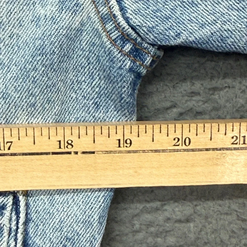Levi's Trucker Jacket YTH L Light Blue Denim Vintage 90s Made in USA Distressed